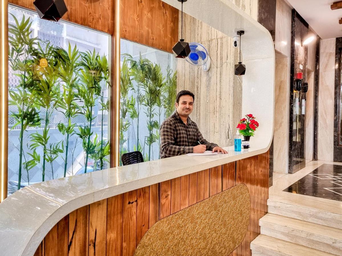 Home2 Suites And Service Apartments, Mumbai Airport Bagian luar foto