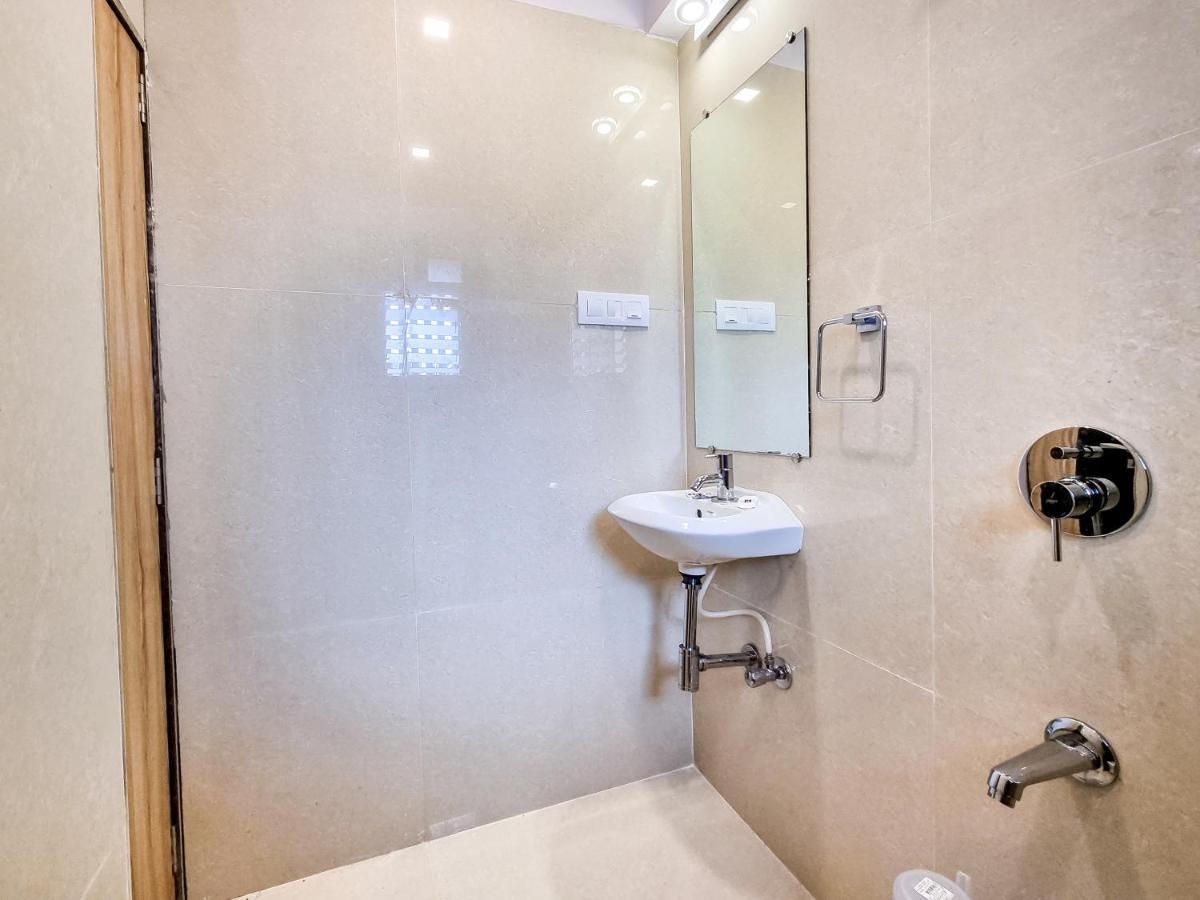Home2 Suites And Service Apartments, Mumbai Airport Bagian luar foto