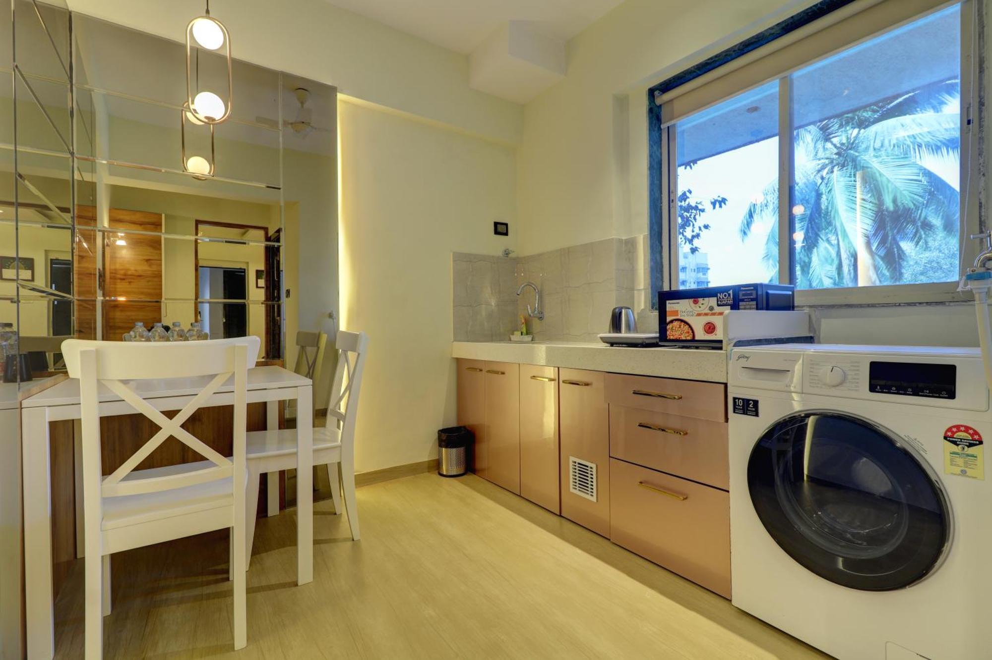 Home2 Suites And Service Apartments, Mumbai Airport Bagian luar foto