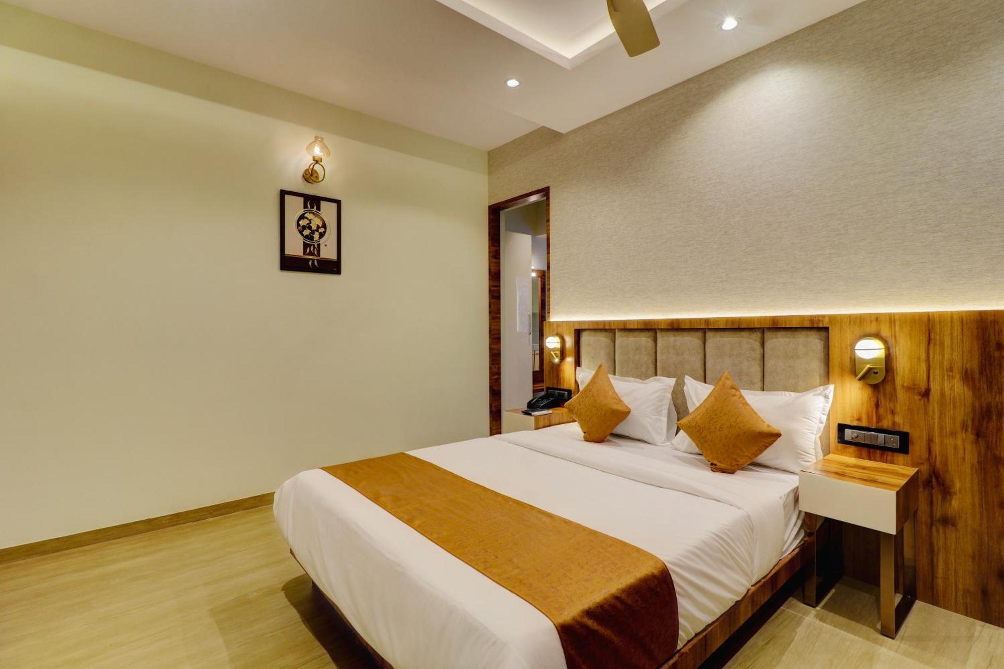 Home2 Suites And Service Apartments, Mumbai Airport Bagian luar foto