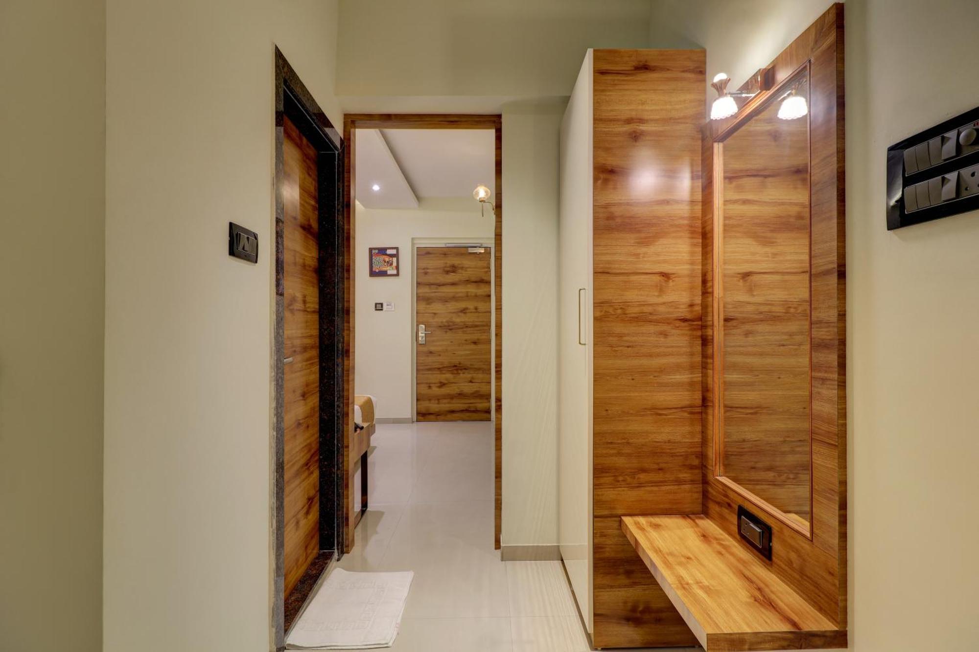 Home2 Suites And Service Apartments, Mumbai Airport Bagian luar foto