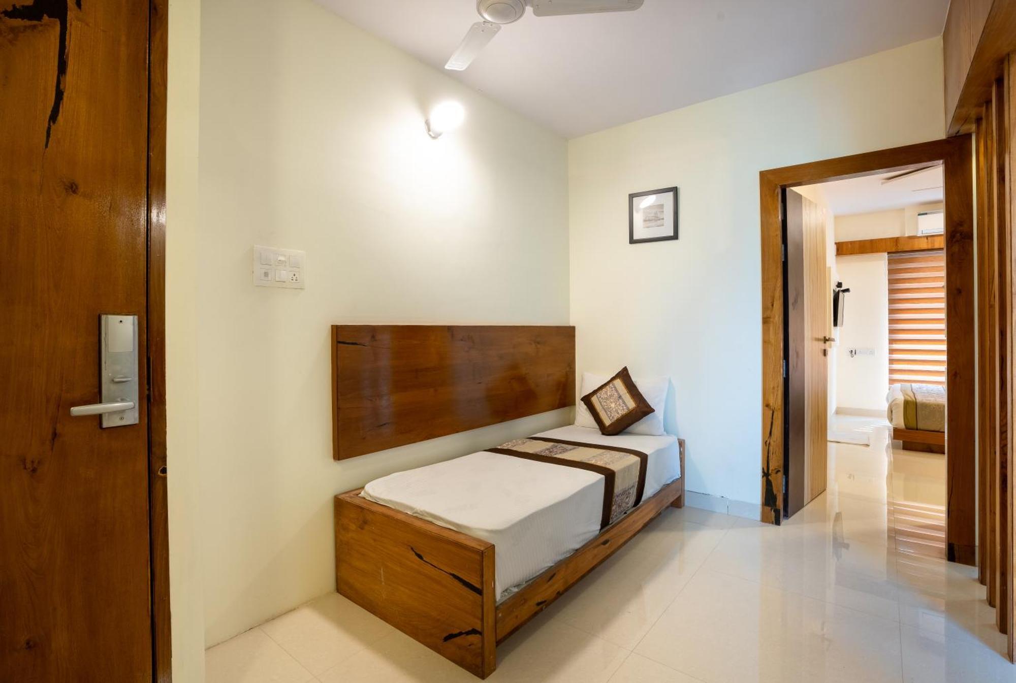 Home2 Suites And Service Apartments, Mumbai Airport Ruang foto
